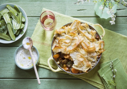 Stew with European beef from Ireland, chickpeas and a roof of filo 